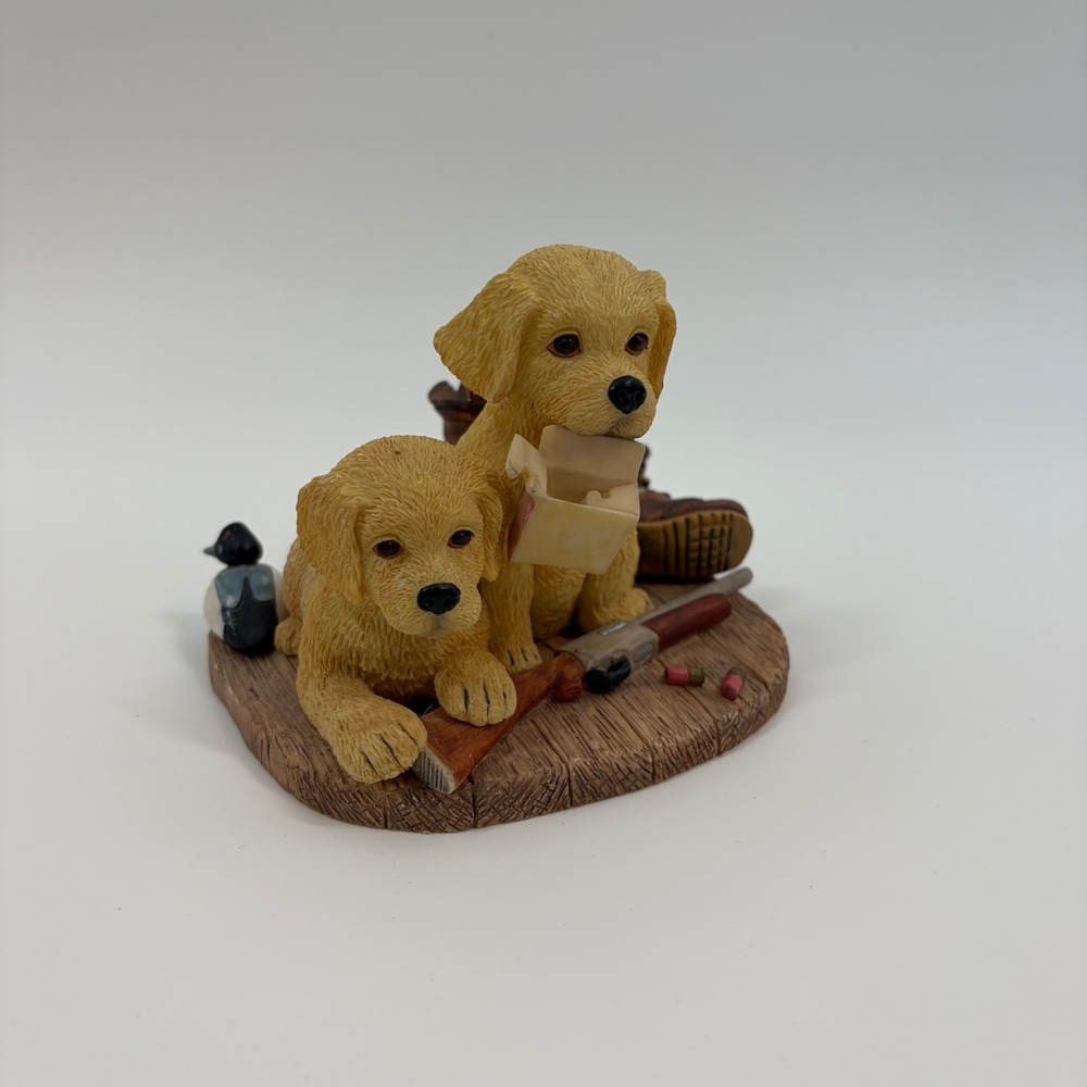 Flambro Sportsman Collection Golden Memories Retriever Puppy Hunting Figurine